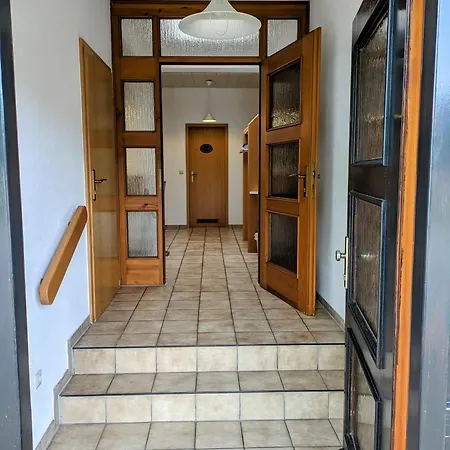 4 Geraeumige Und Ruhig Gelegene Ferien- Und Monteurwohnung Nur Fuer Sie Allein Aujvari Vermietungen *