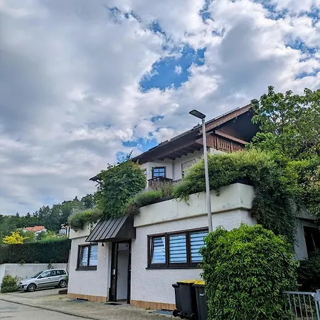 4 Geraeumige Und Ruhig Gelegene Ferien- Und Monteurwohnung Nur Fuer Sie Allein Aujvari Vermietungen *